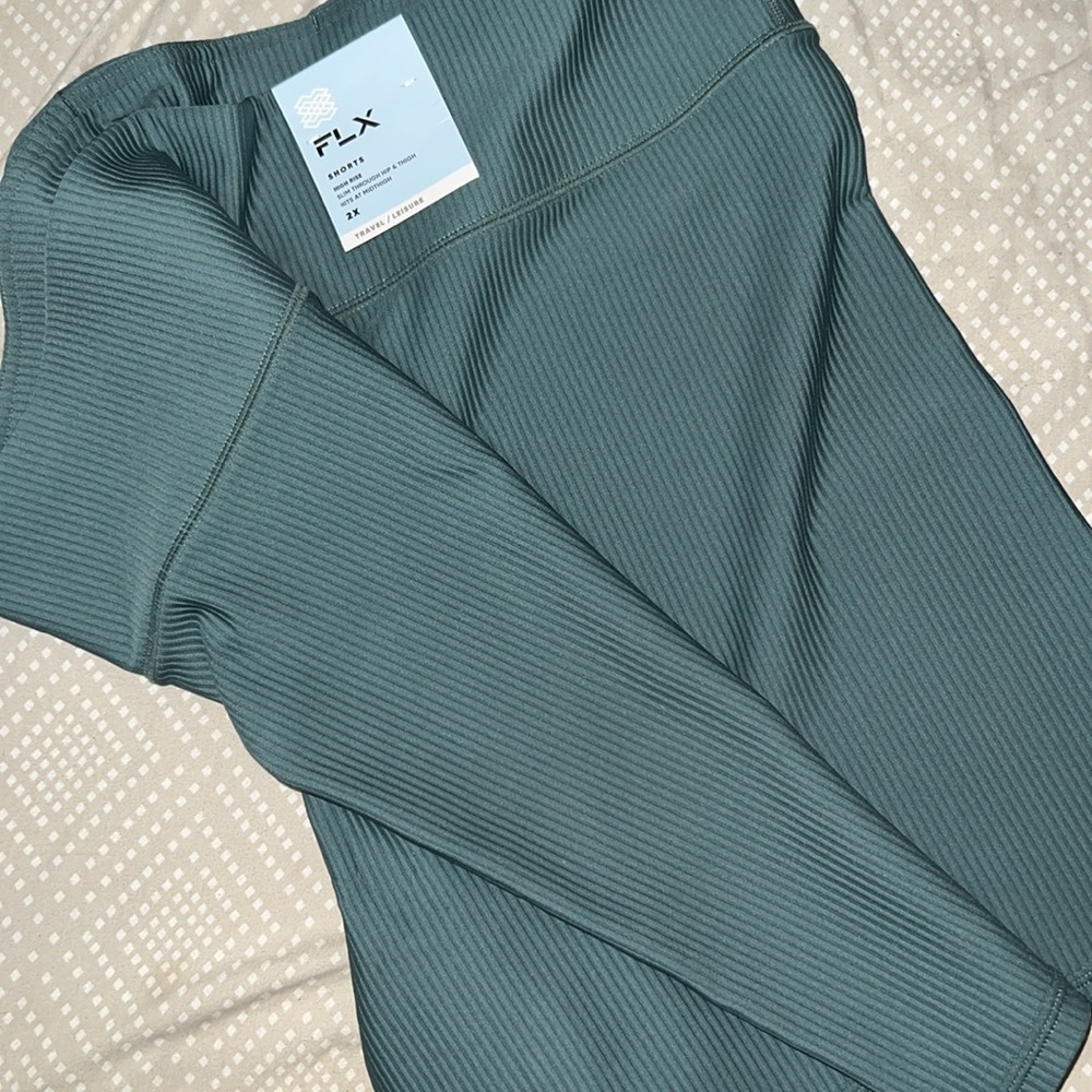 FLX High Rise Ribbed Shorts - Picture 6 of 6